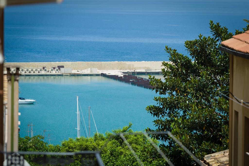 Appartamento Via Nuova Castellammare del Golfo Camera foto